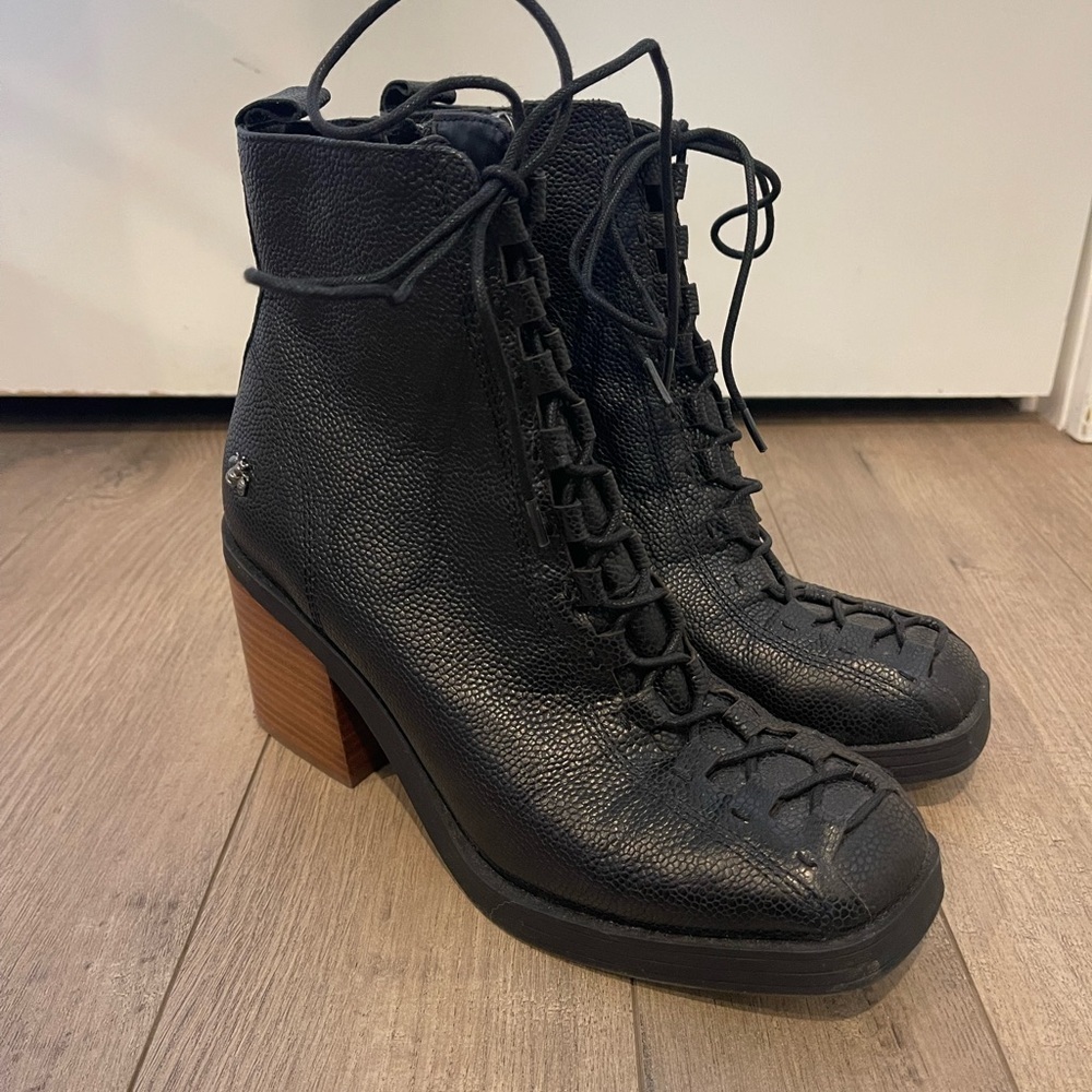 Anthro Kelsi Dagger Brooklyn Heeled Combat Boots Black Leather - 8